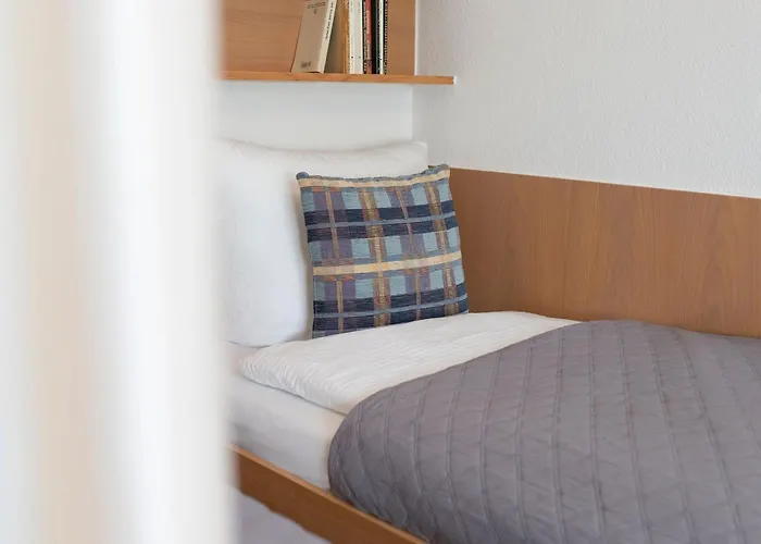 Hamburger Strasse 3- 5 * Grömitz