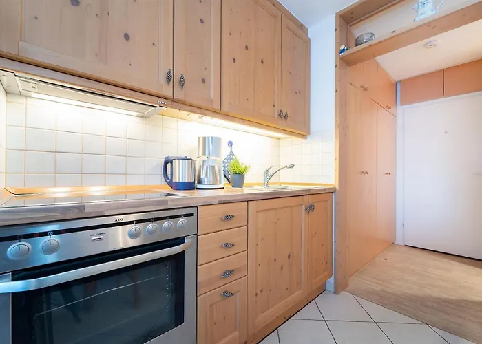 Hamburger Strasse 3- 5 *